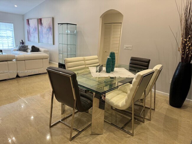 Photo - 18864 NW 89th Ct