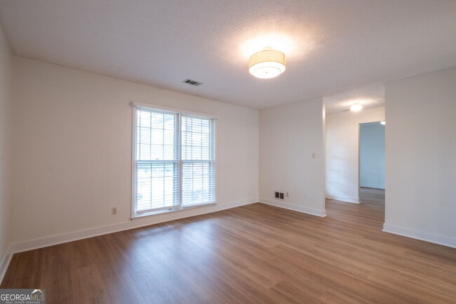 Photo - 2688 Benton Dr