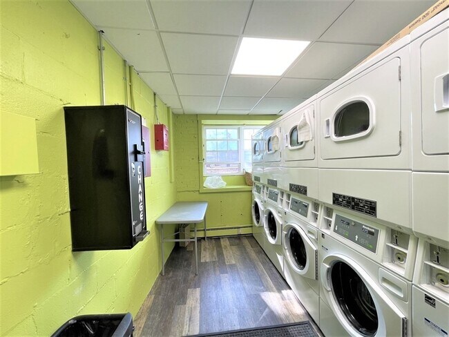 Photo - 625 Main St Unit 18