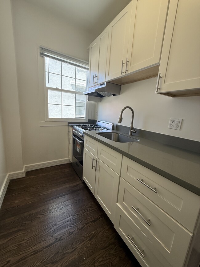 Photo - 422 Ellis St Unit 601