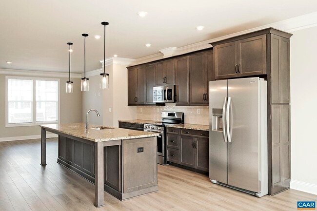4012 Talen Ln