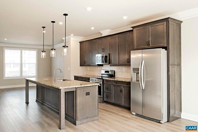 Photo - 4012 Talen Ln