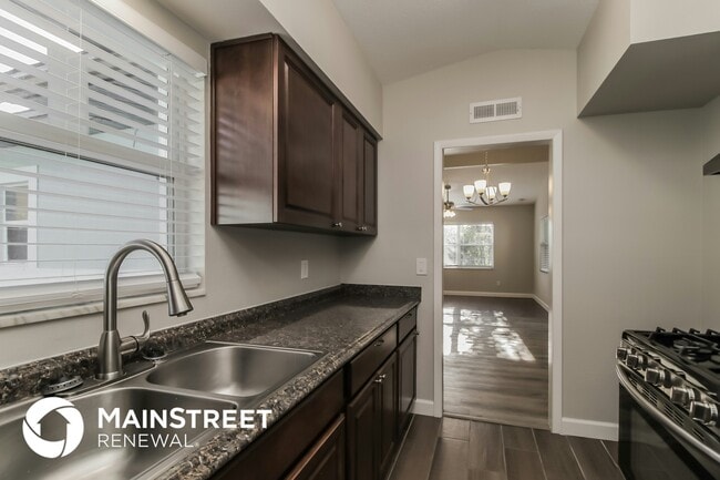 Photo - 3017 Joyann St