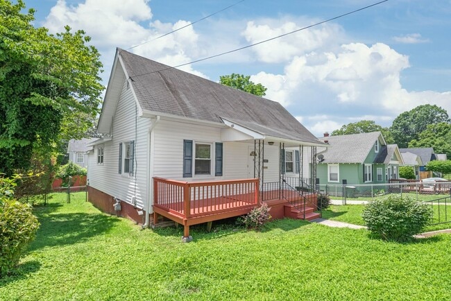 Building Photo - Move in ready in Gastonia’s Rapidly Growing FUSE District