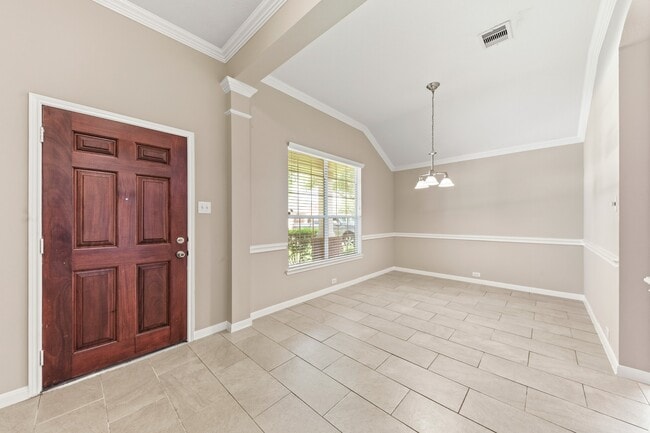 Photo - 731 Pickett Hill Ln