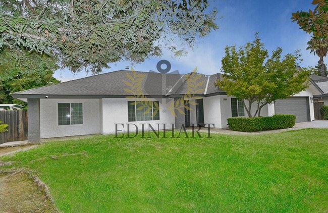 Photo - 7721 N Cedar Ave