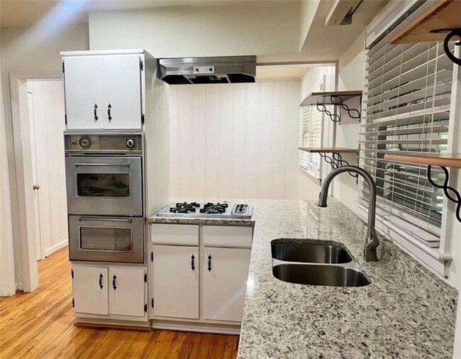 Photo - 2560 Wood Valley Dr