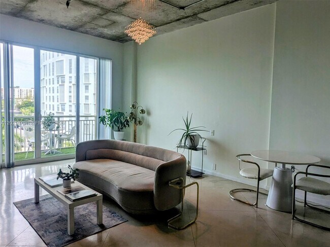 Building Photo - 2001 S Biscayne Blvd Unit 3506