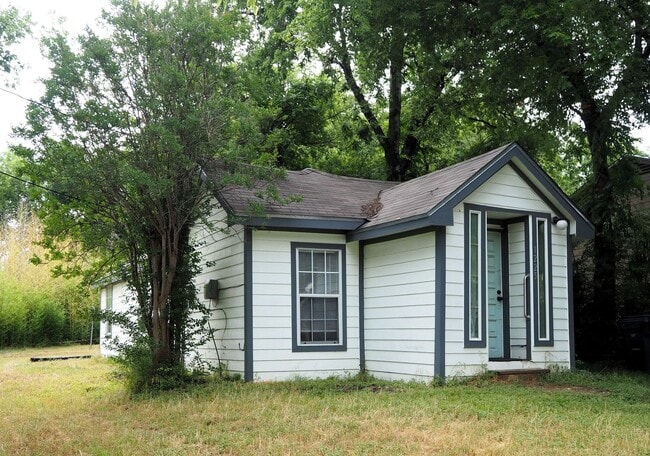 Photo - 1225 Norman St