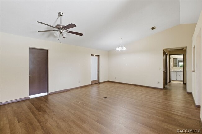Photo - 3632 N Honeylocust Dr