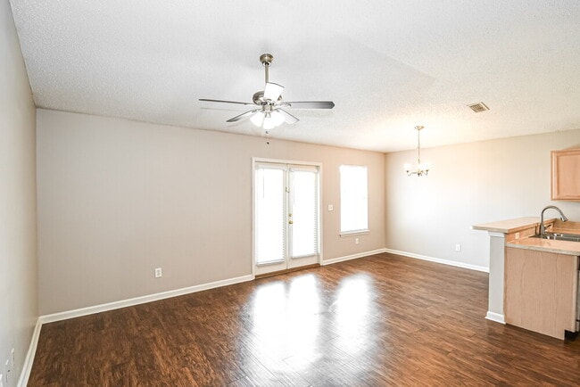 1125 Buccaneer Blvd