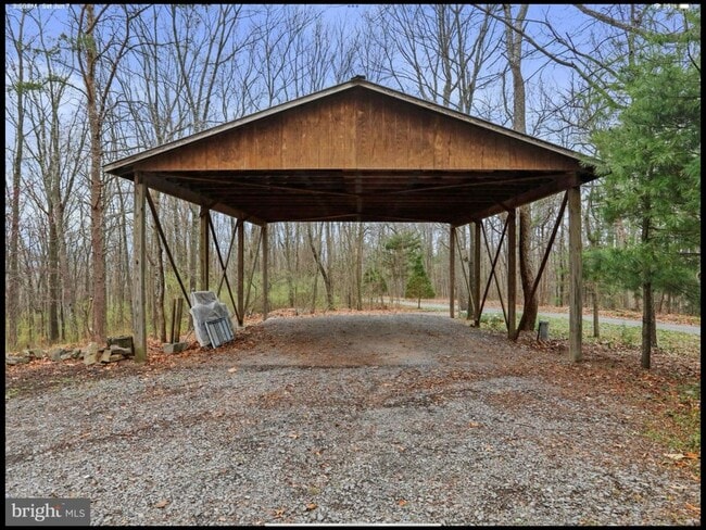 1768 Hoy Rd