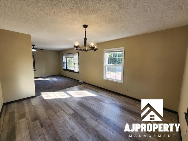 Photo - 1013 S Sherman Ave Unit A