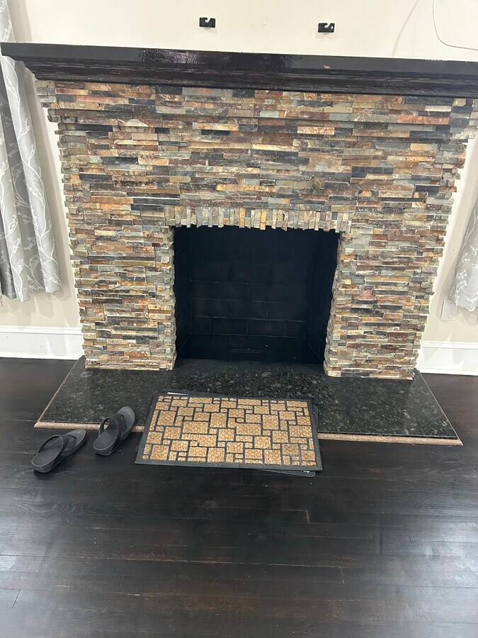 Fire place - 5500 New Hampshire Ave NW Unidad Dajuan- Emily