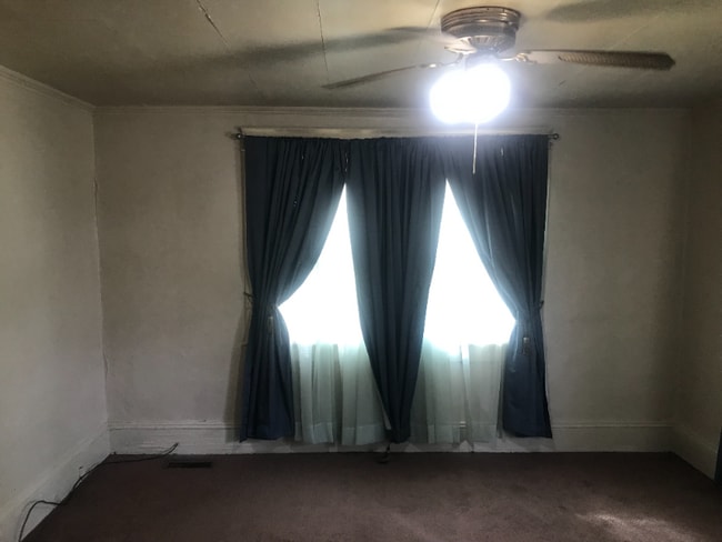 Photo - 1106 N George St