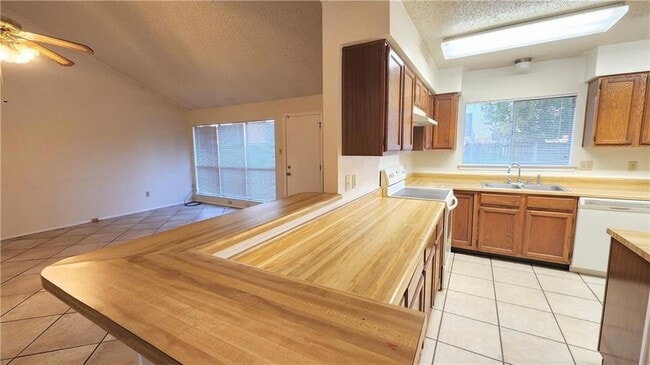 Photo - 1909 Killington Dr