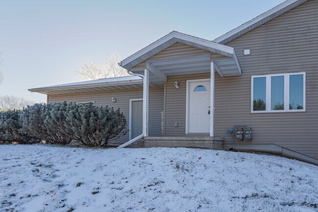 Photo - 149911 - 149913 Wineberry Lane Unit # 149911