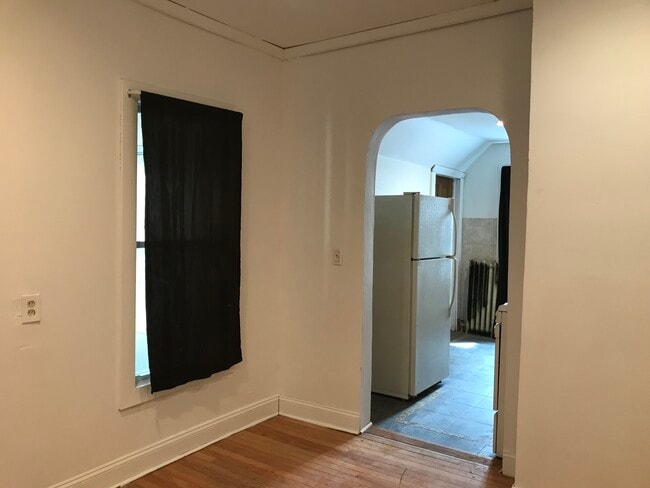 Photo - 2007 Broadway St