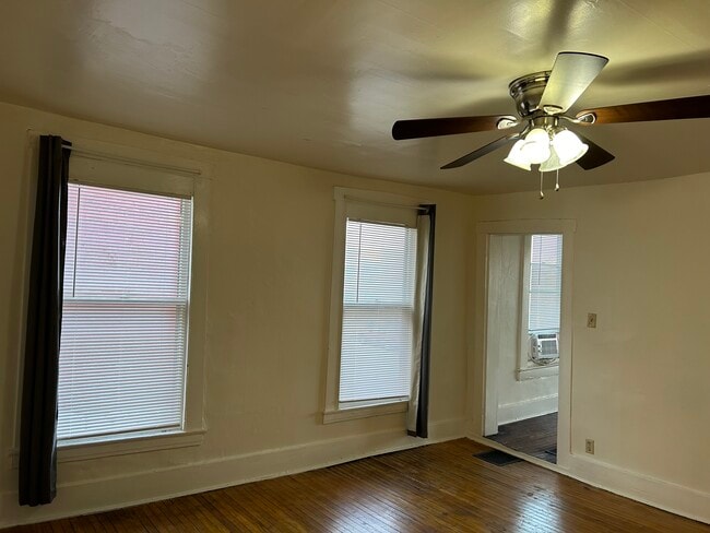 Photo - 307 N 4th St Unidad 12