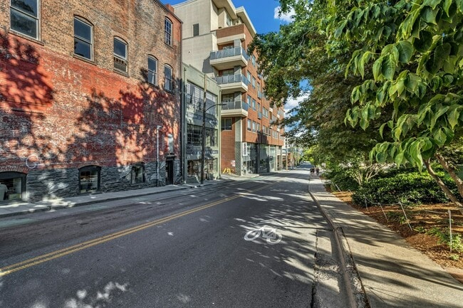 Photo - 12 S Lexington Ave Unit 402