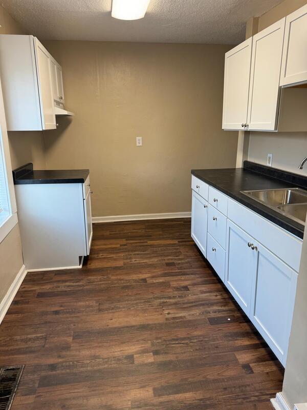 Photo - 1205 St Peter St Unit Apt C