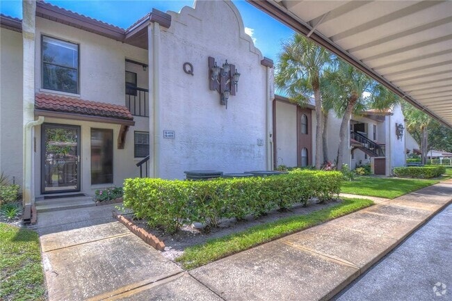 Building Photo - 3505 Tarpon Woods Blvd Unit Q409 Rental