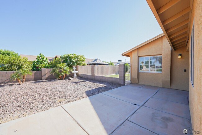 Photo - 2146 S 47th Ave