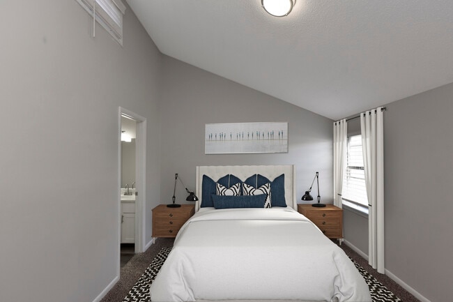 Photo - Cedarwood Apartments