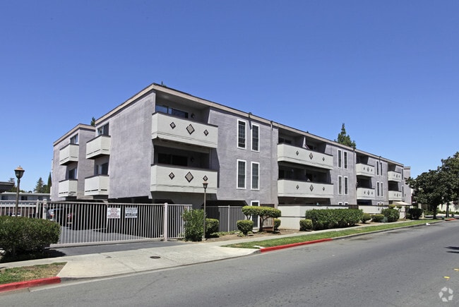 Laguna Terrace Apartments - Laguna Terrace Apartments