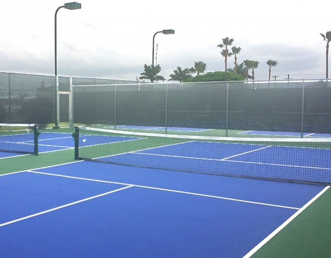 Tennis - Tropic Winds RV Resort