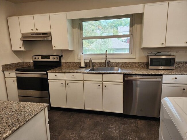 Photo - 2037 Lively Ridge Rd NE