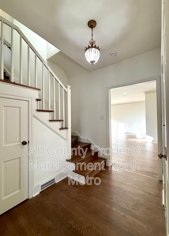 Photo - 2416 Dellwood Dr NW