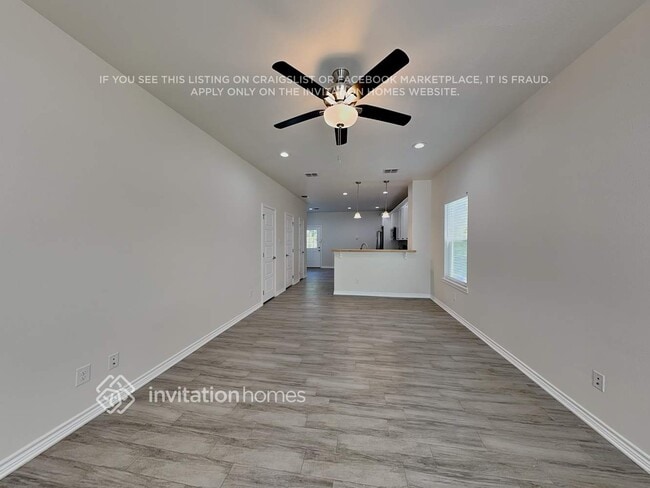 Photo - 318 Shady Bluff Dr