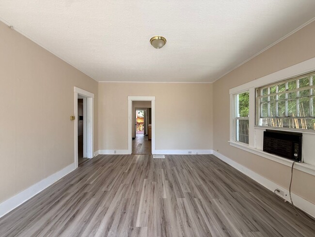 Photo - 3601 N Russet St