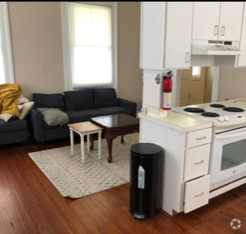 Building Photo - 119 Smith St Unit 2 Rental