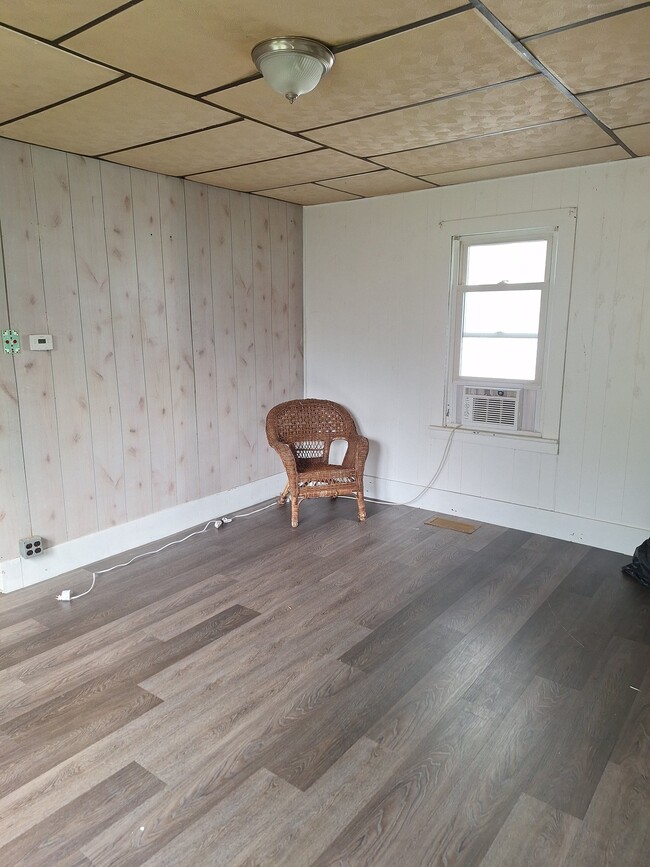 Photo - 808 E 4th St