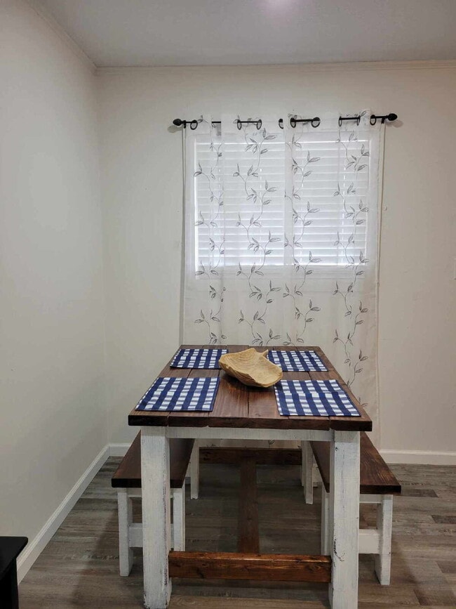 Photo - 1 bedroom in a 5 plex in Leakesville Unit 2