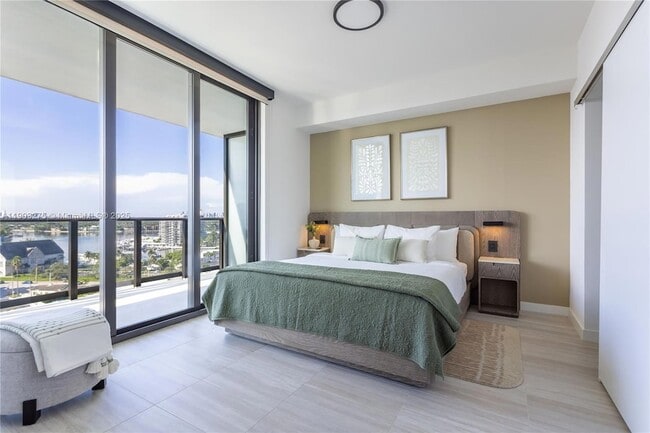 Photo - 580 72nd St Unit 1006