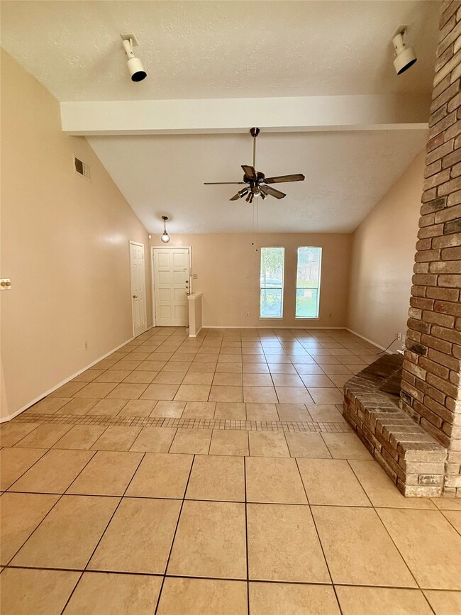 Photo - 7118 Haven Creek Dr