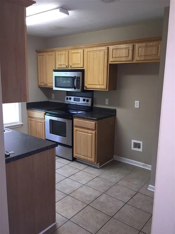 Photo - 611 Shadowridge Dr