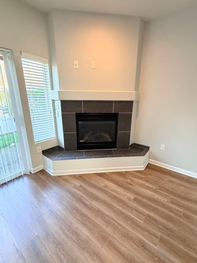 Photo - Beautiful Home in FABULOUS Location - Min ... Unit 103