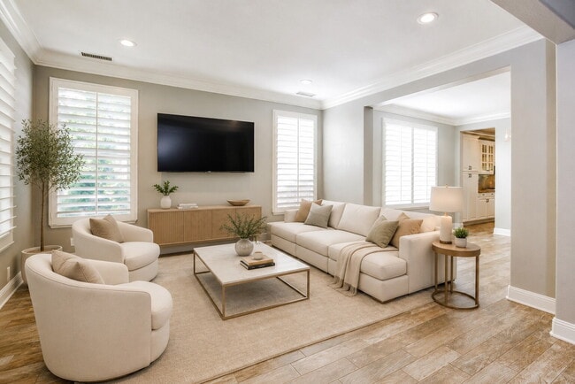 Building Photo - Experience Elevated Living in This Stunning 5-Bed/3-Bath Home in the Prestigious Ladera Ranch Com...