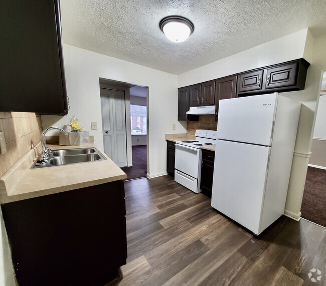 Renovated Kitchen! - Derby Run Apartments