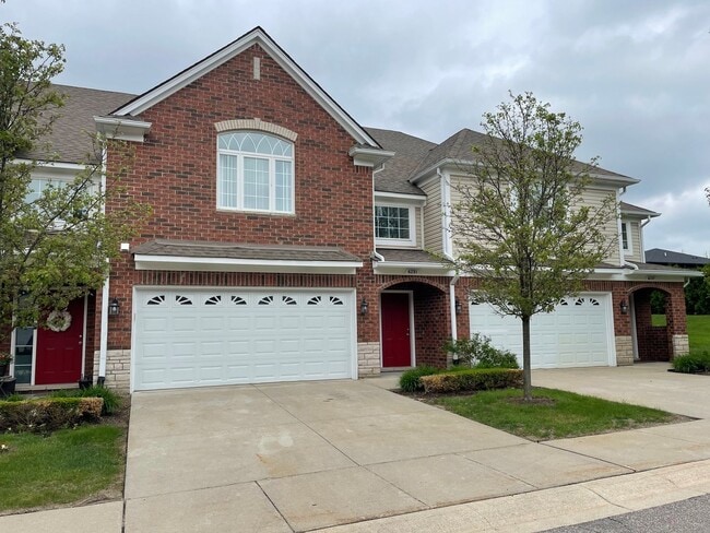 3 Bedroom, 2 1/2 Bath, Townhouse w/ 2-Car ... - 3 Bedroom, 2 1/2 Bath, Townhouse w/ 2-Car ...