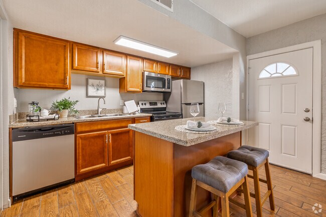 1BR, 1BA - 700SF - Madison on 16th