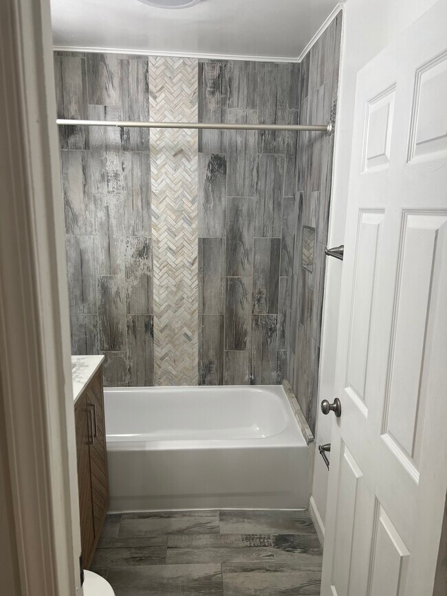 Photo - 1704 Capitol Ave NE Unit #1