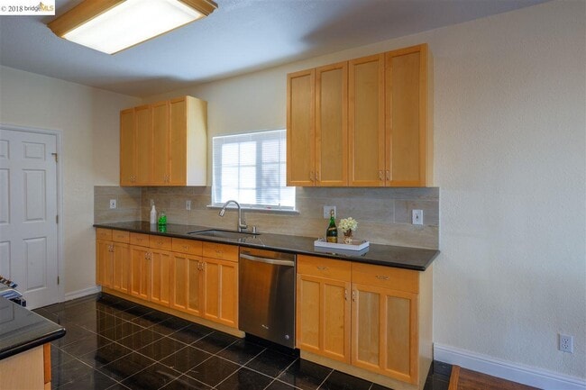 Photo - 5665 McBryde Ave