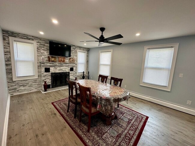 Photo - 240 Russellville Rd