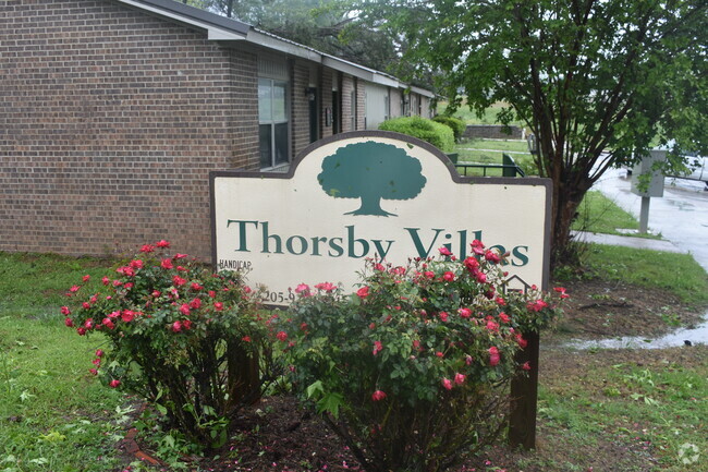 Building Photo - Thorsby Villas Rental