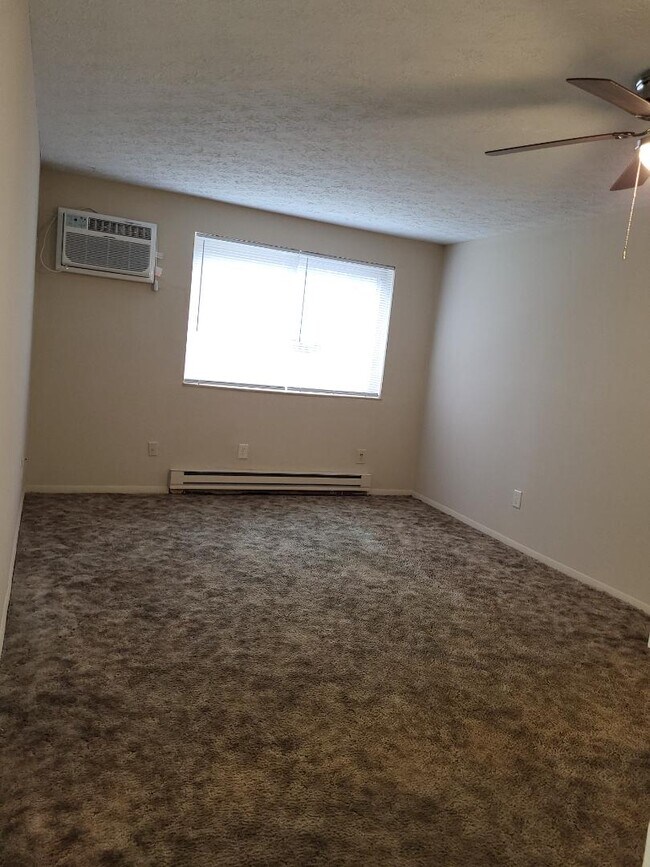 Photo - 895 Ohio Pike